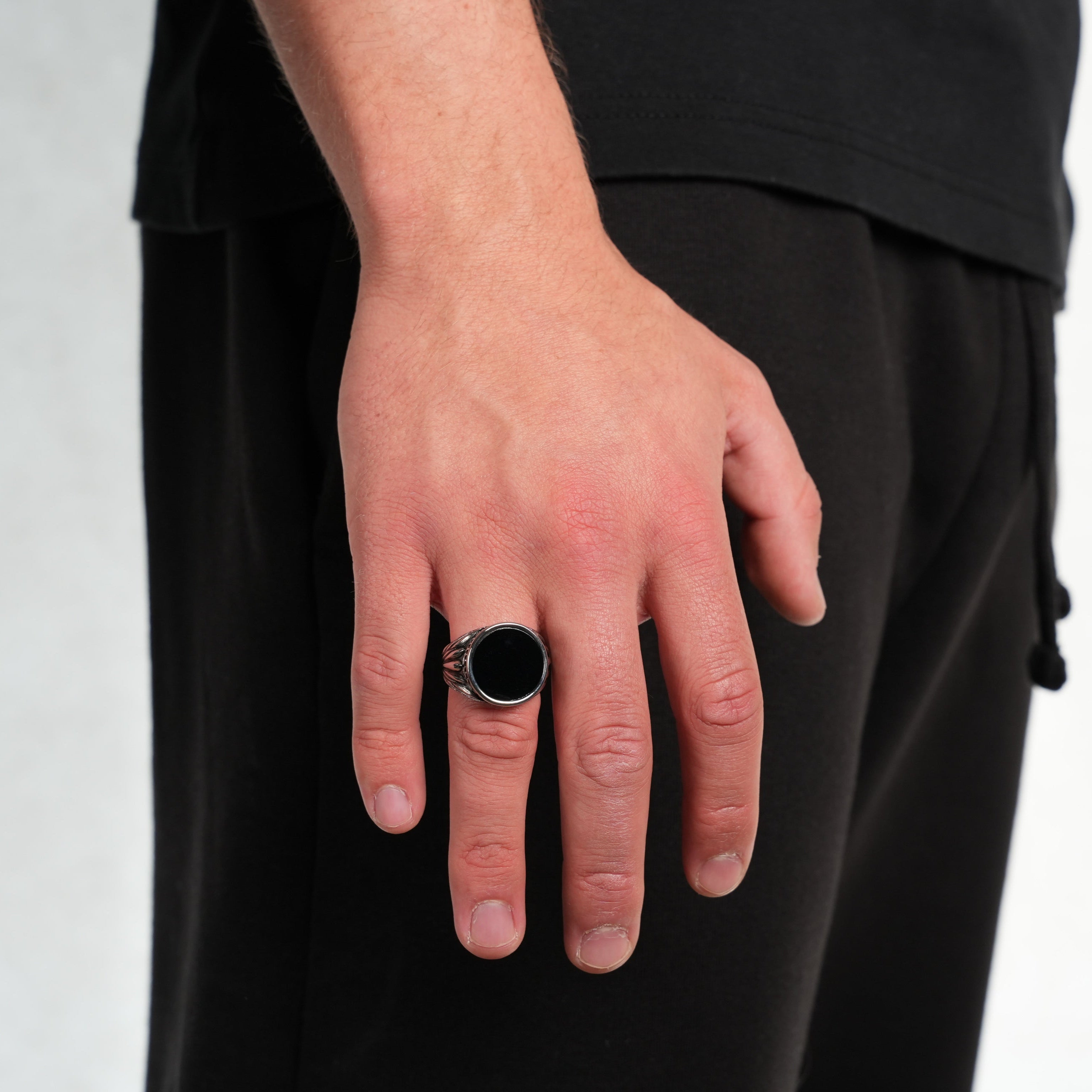 Onyx Signet Ring (Silver)