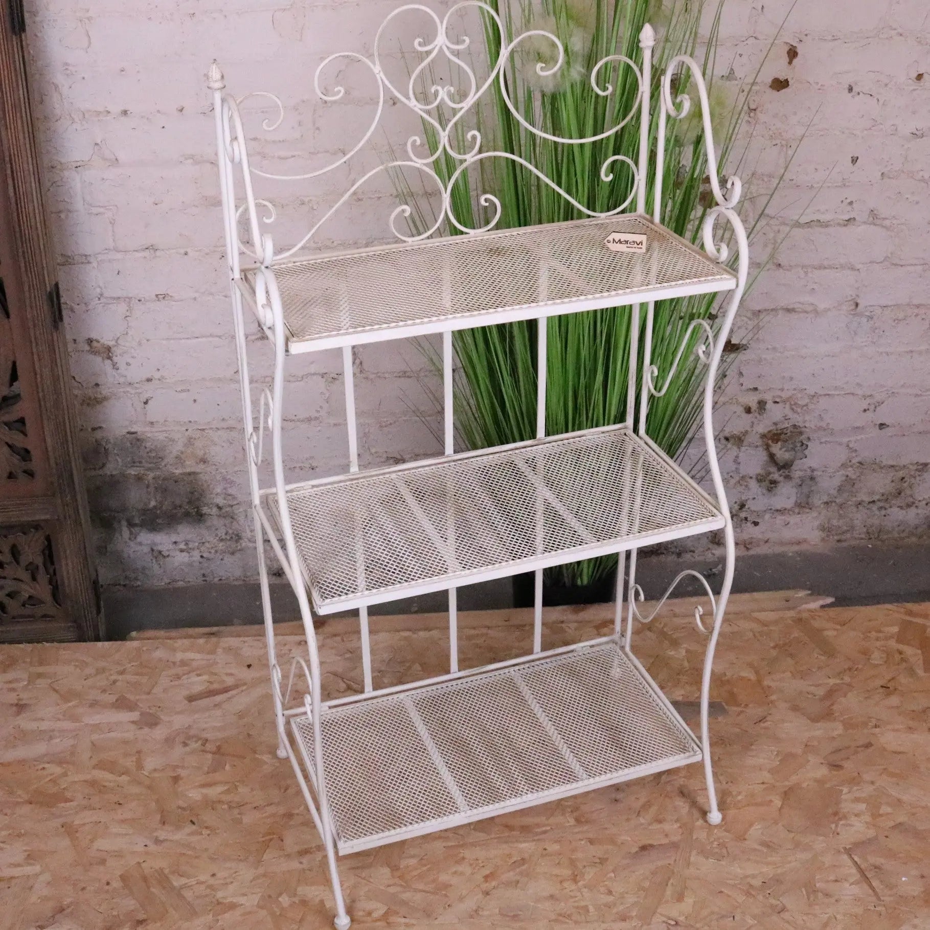 Pavitra 3-Tier Outdoor Shelving Unit for Garden Organisation
