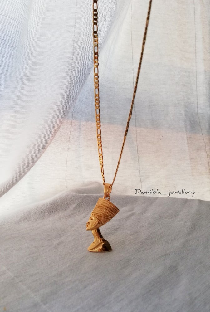 'Queen Nefertiti' - Gold/Silver