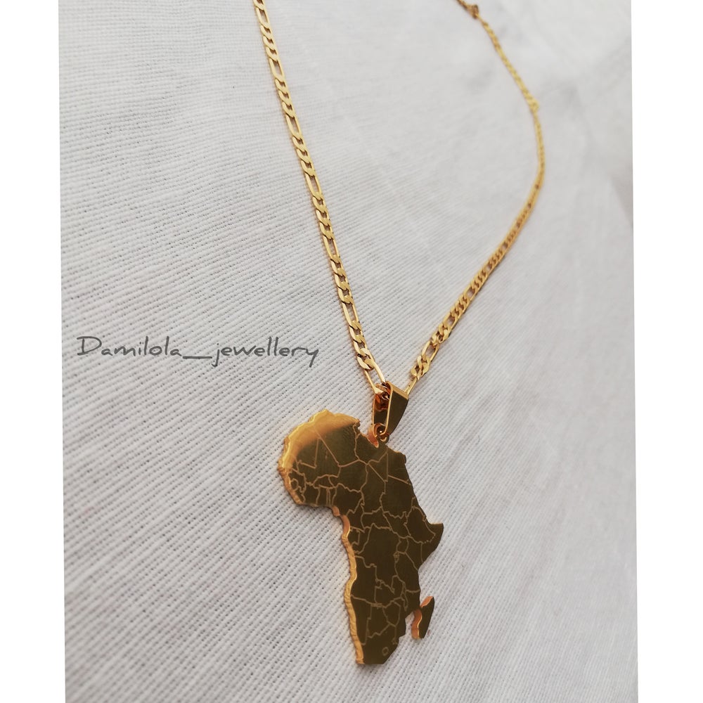 Big Africa Map Necklace 'Isokan' - Gold/Silver