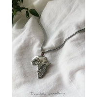 Africa Big Pendant Detailed Engraved ‘Kuumba' - Gold/Silver