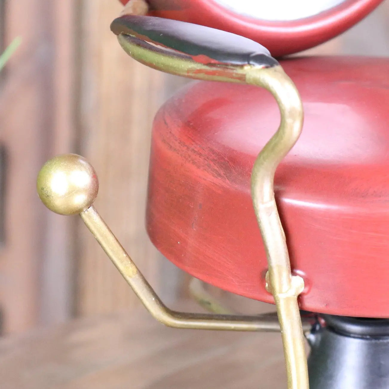 Retro Barber Clock - Vintage Style Hairdressing Chair Timepiece