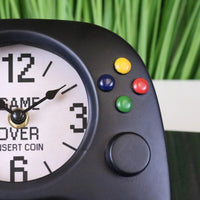Sareka Retro Gaming Room Clock – Wall or Desk Mountable Decor