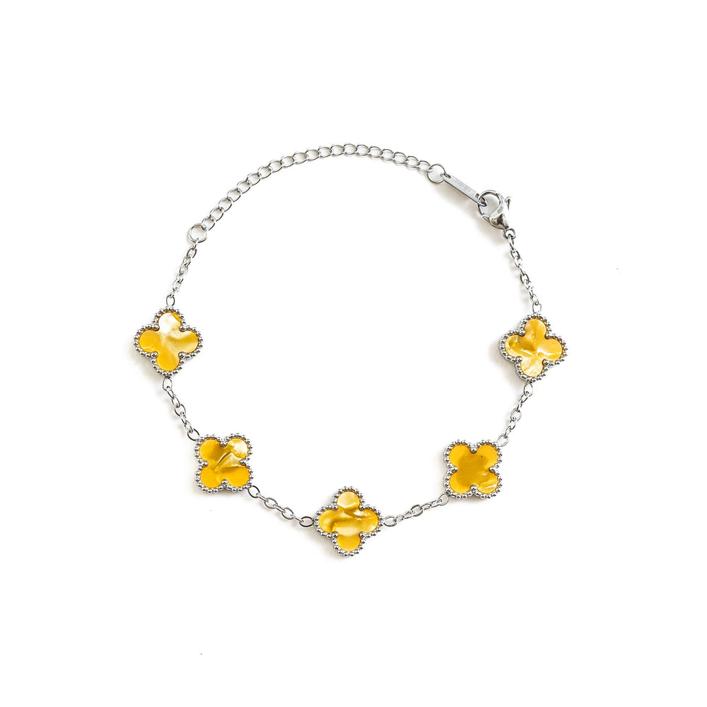 Silver Pearl Clover Bracelet (Apricot)