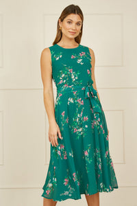 Yumi Green Daisy Print Midi Skater Dress