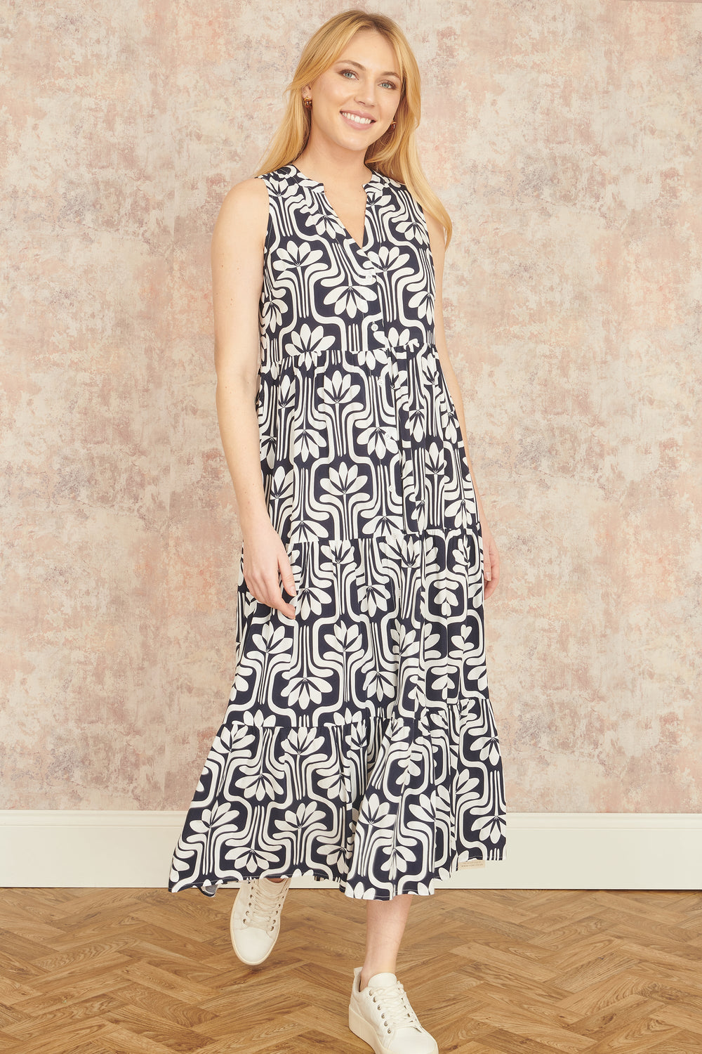 Yumi Navy Retro Print Relaxed Midi Dress