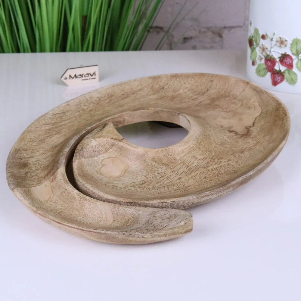 Zayana Swirl Mango Wood Serving Dish - Artisanal Centrepiece for Snacks