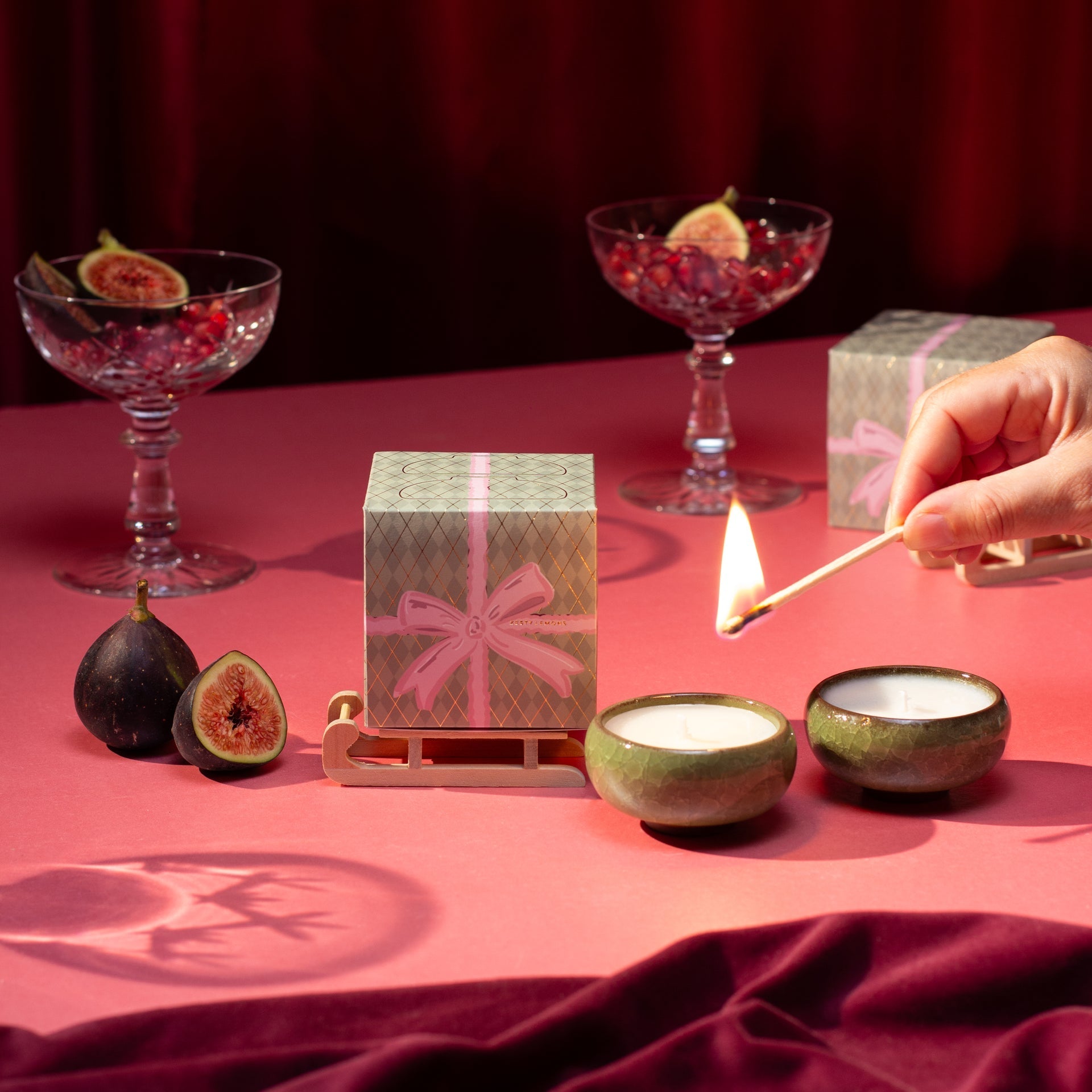 Sparkle Season: Christmas Bow Tea Lights (Box of 2) - Myrrh & Tonka