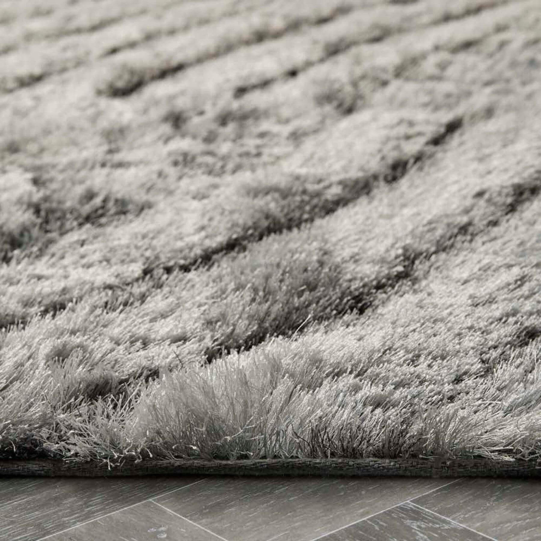 Dallas Silver Grey Shaggy Rug - Luxurious Hand-Tufted Comfort