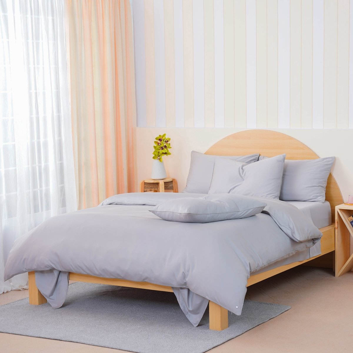 Ackly Bamboo Dove Grey Fitted Sheet – Luxurious Comfort for Your Bedroom
