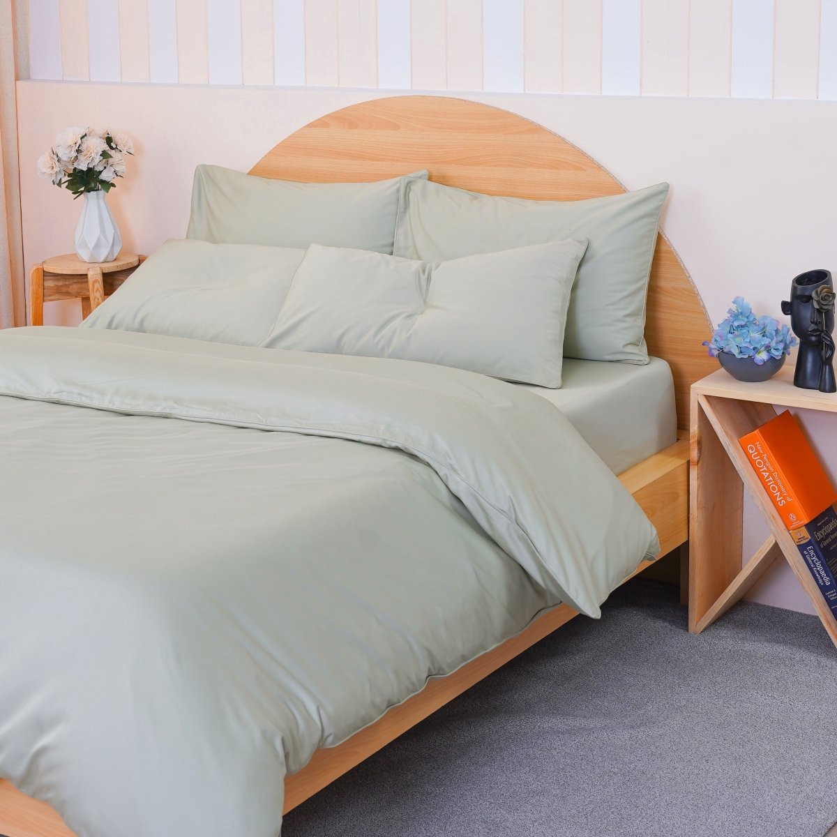 Ackly Bamboo Sage Green Luxury Duvet Cover Set