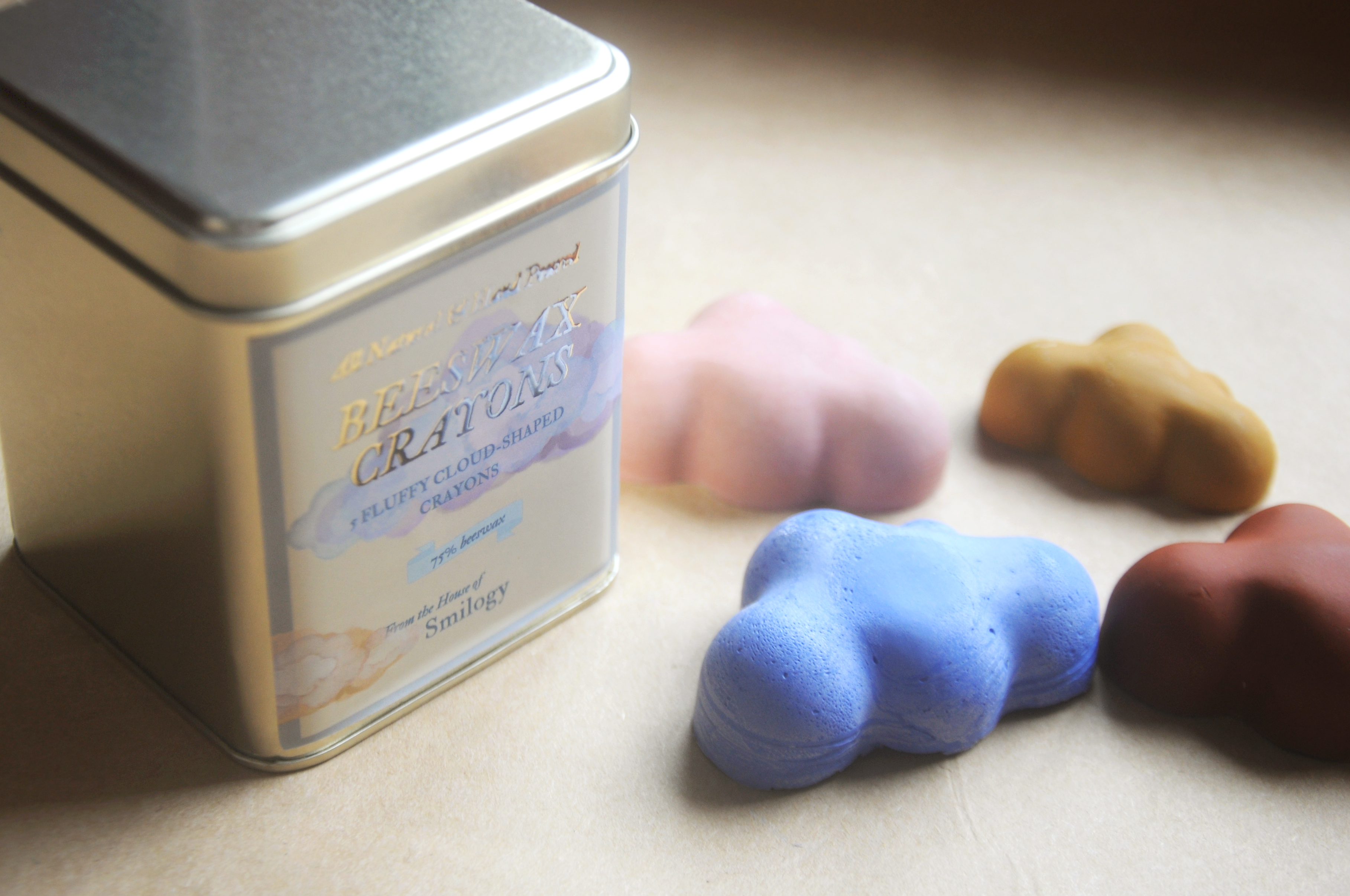 All-Natural & Non-Toxic Fluffy Cloud-Shaped Jumbo Beeswax Crayons – Set of 5 in a Tin