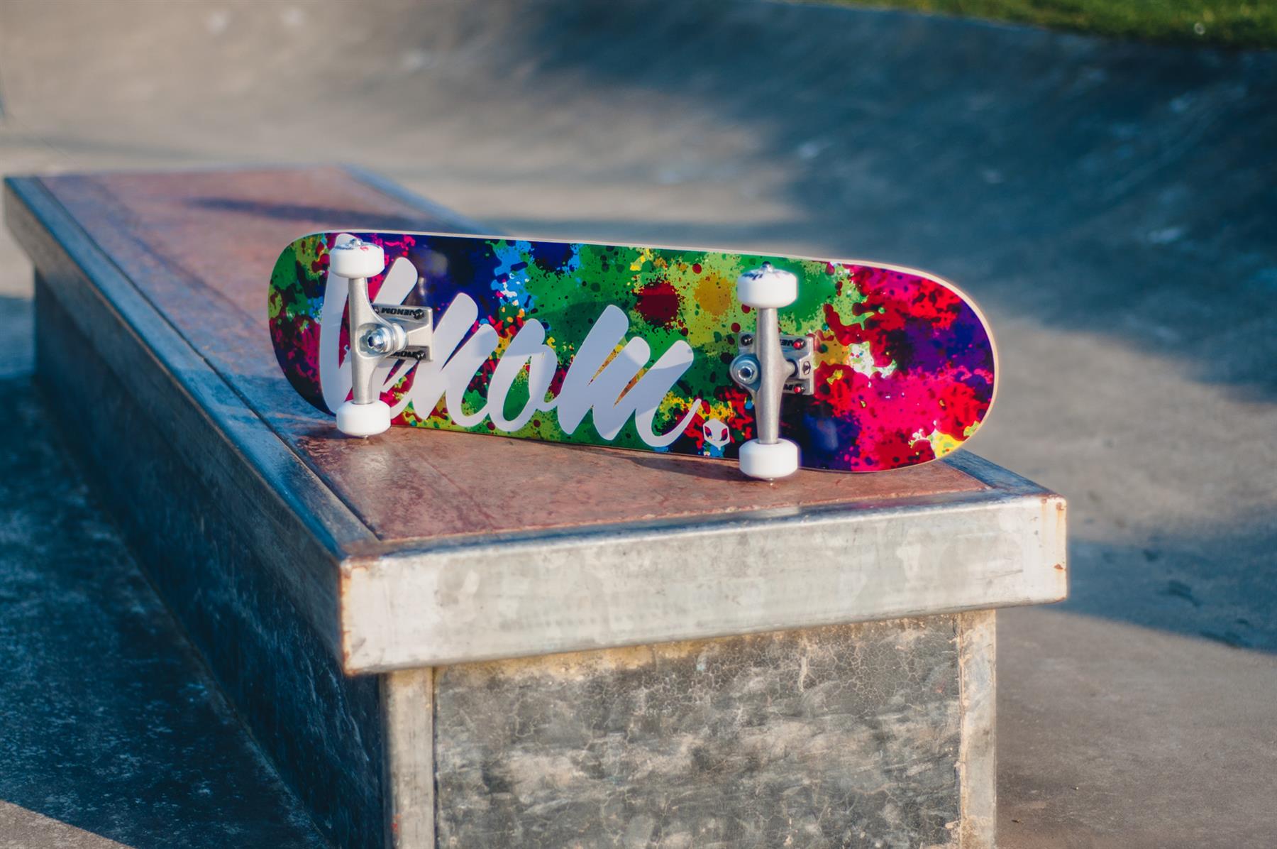 Venom Core Complete Skateboard - Splatter - 7.75"