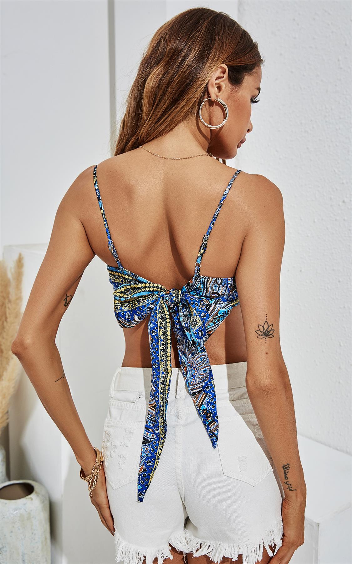 Black Strip Floral Print Tie Back Cami Top in Blue