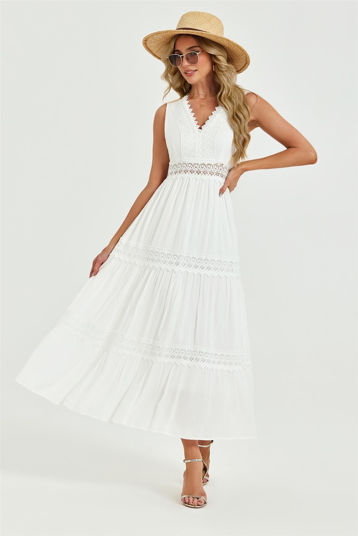 Lace Detail Maxi Dress In White
