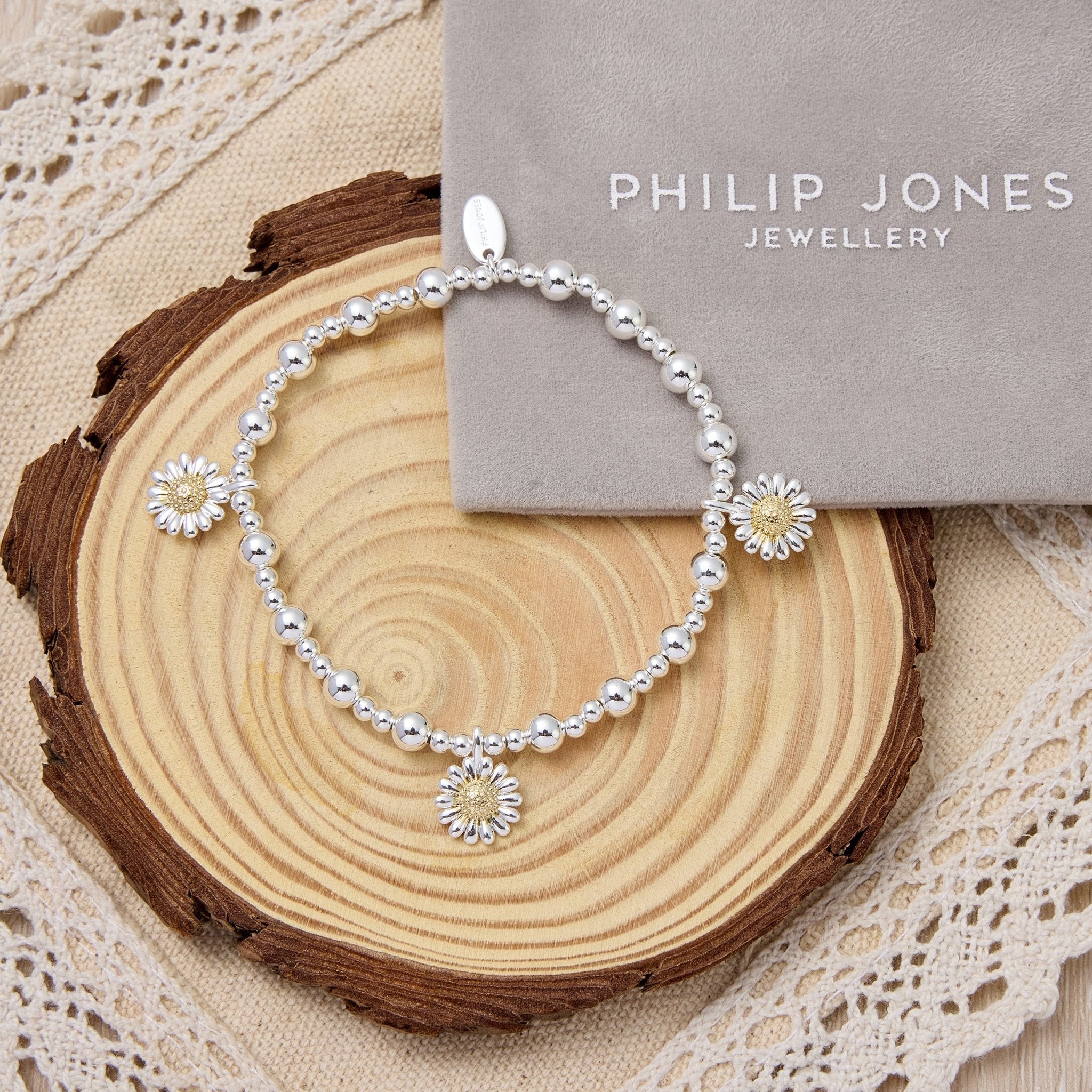 Daisy Charm Beaded Stretch Bracelet