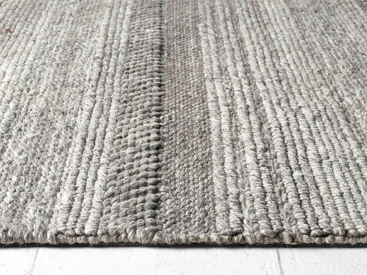 Chunky Handwoven Natural/Grey Wool Knitted Rug