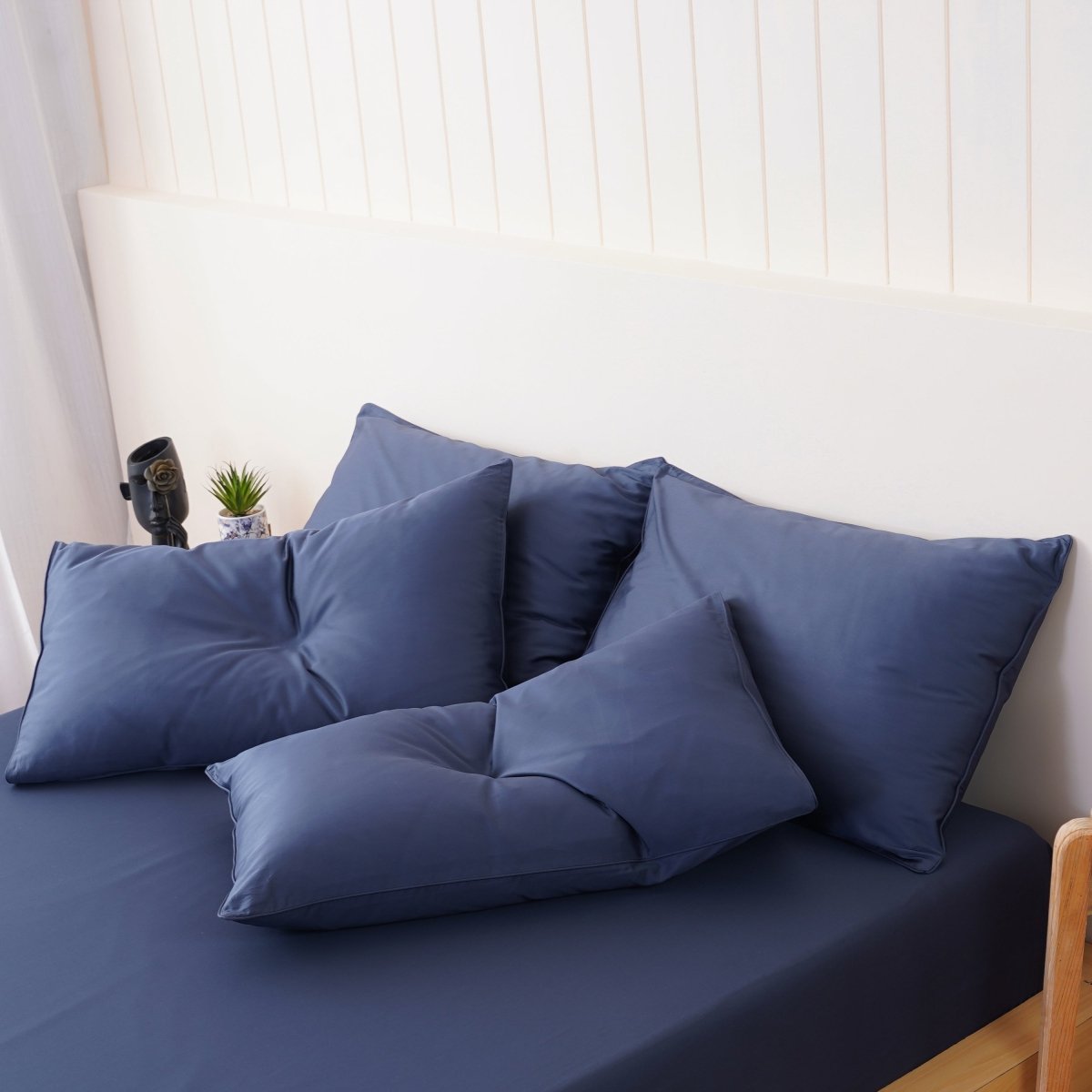 Ella Cotton Midnight Blue Luxury Pillowcases - Pair of Elegance and Comfort
