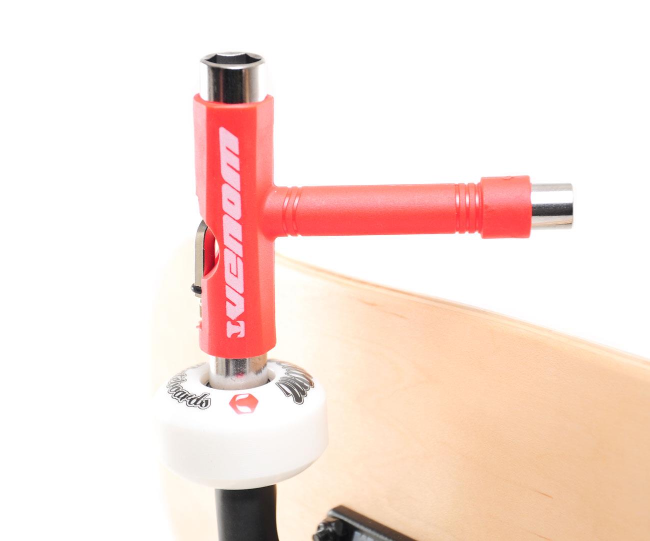 Venom Skateboards T Tool - Red