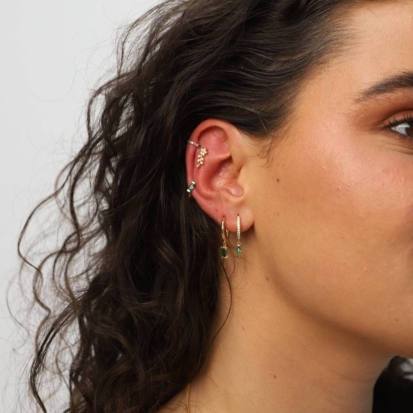 Classic Huggie hoops