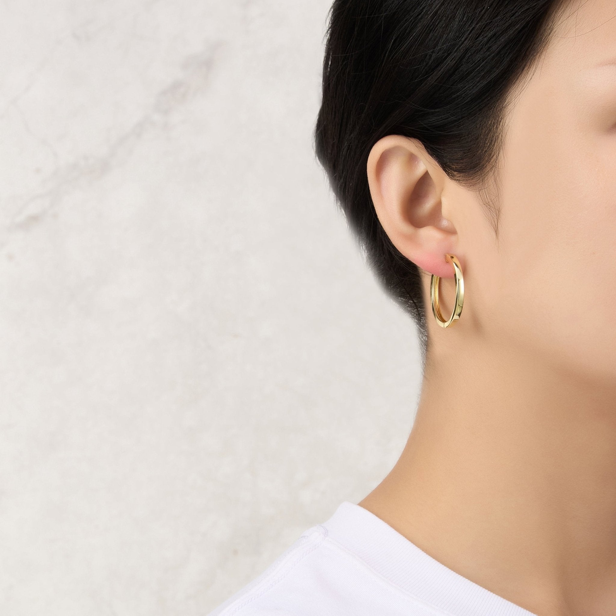 Gold Plated 30mm Plain Hoop Earrings