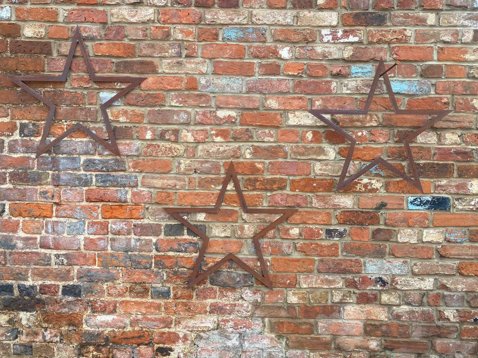 3 Large Rusty Metal barn STARS.