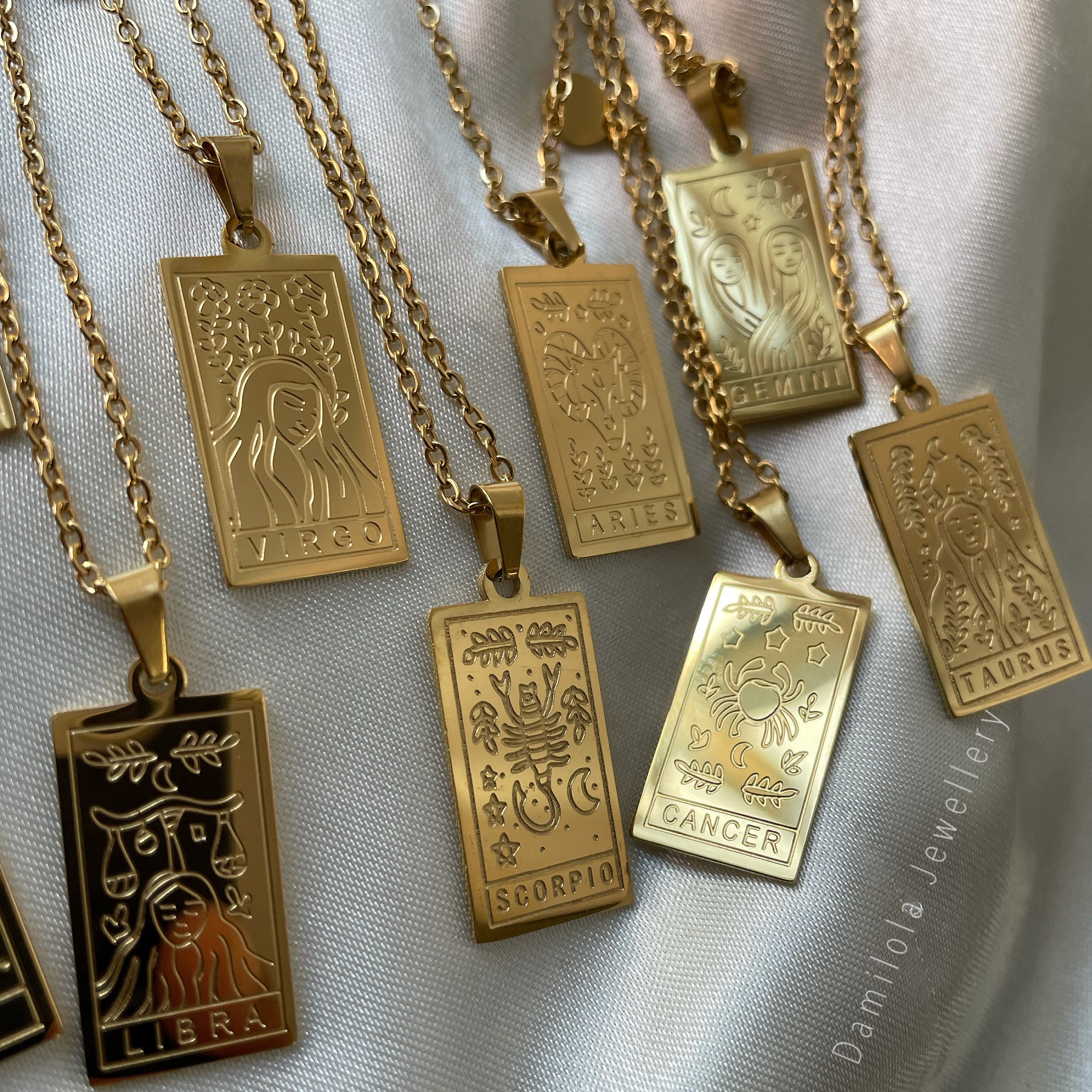 Zodiac Star Signs Necklace - Gold/Silver