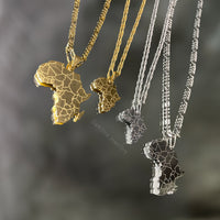 Small Africa Necklace ‘Isokan’  - Gold/Silver