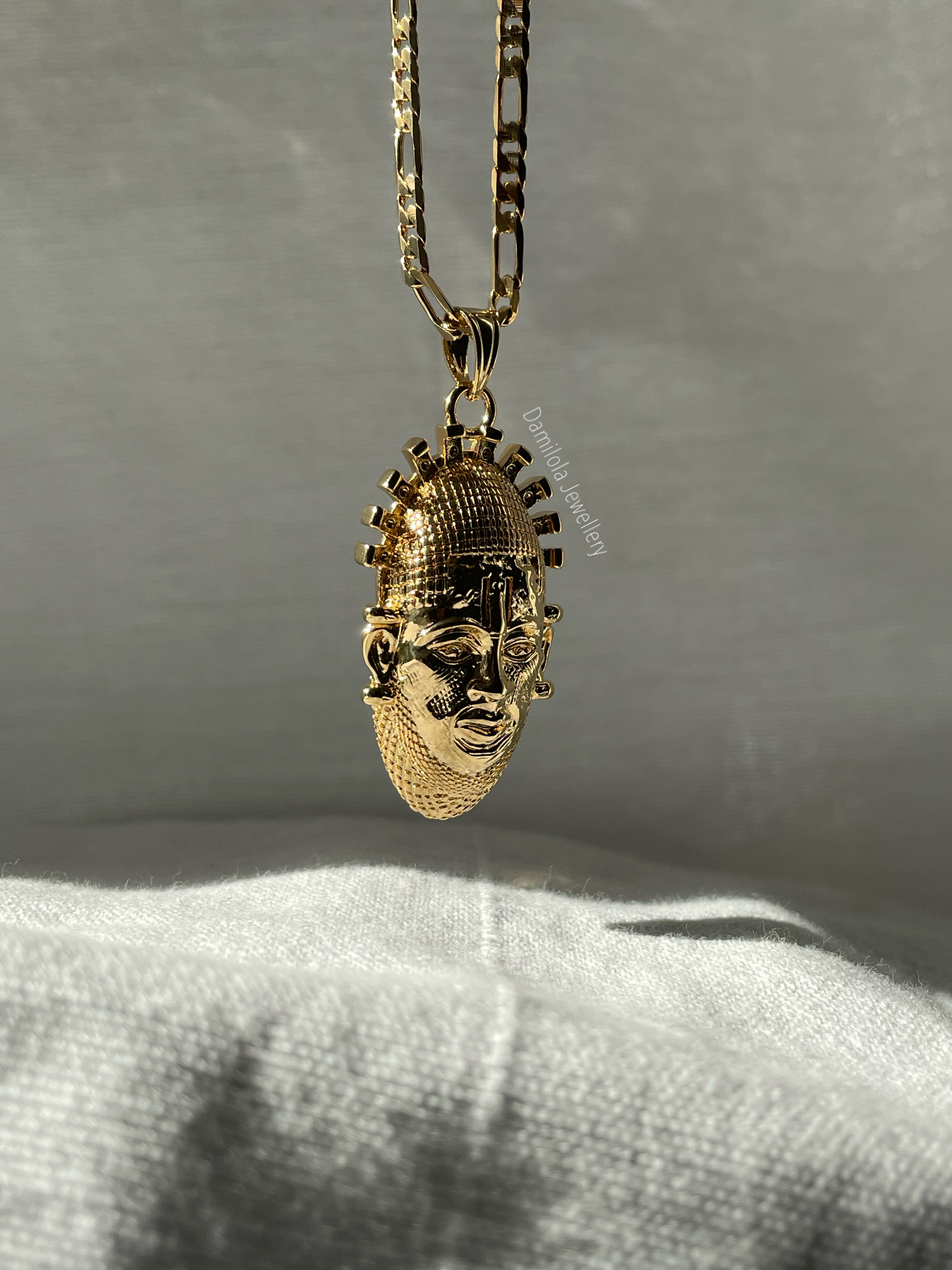 The Benin Mask - Gold/Silver/Black