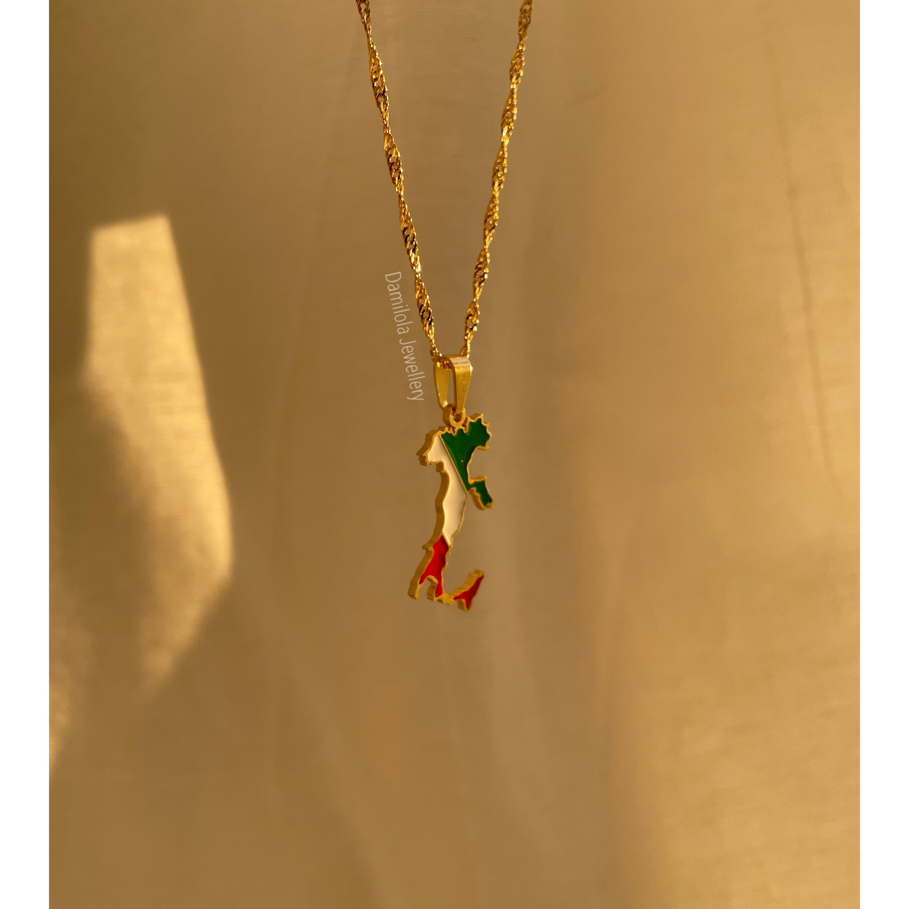 Italy Flag Necklace 🇮🇹