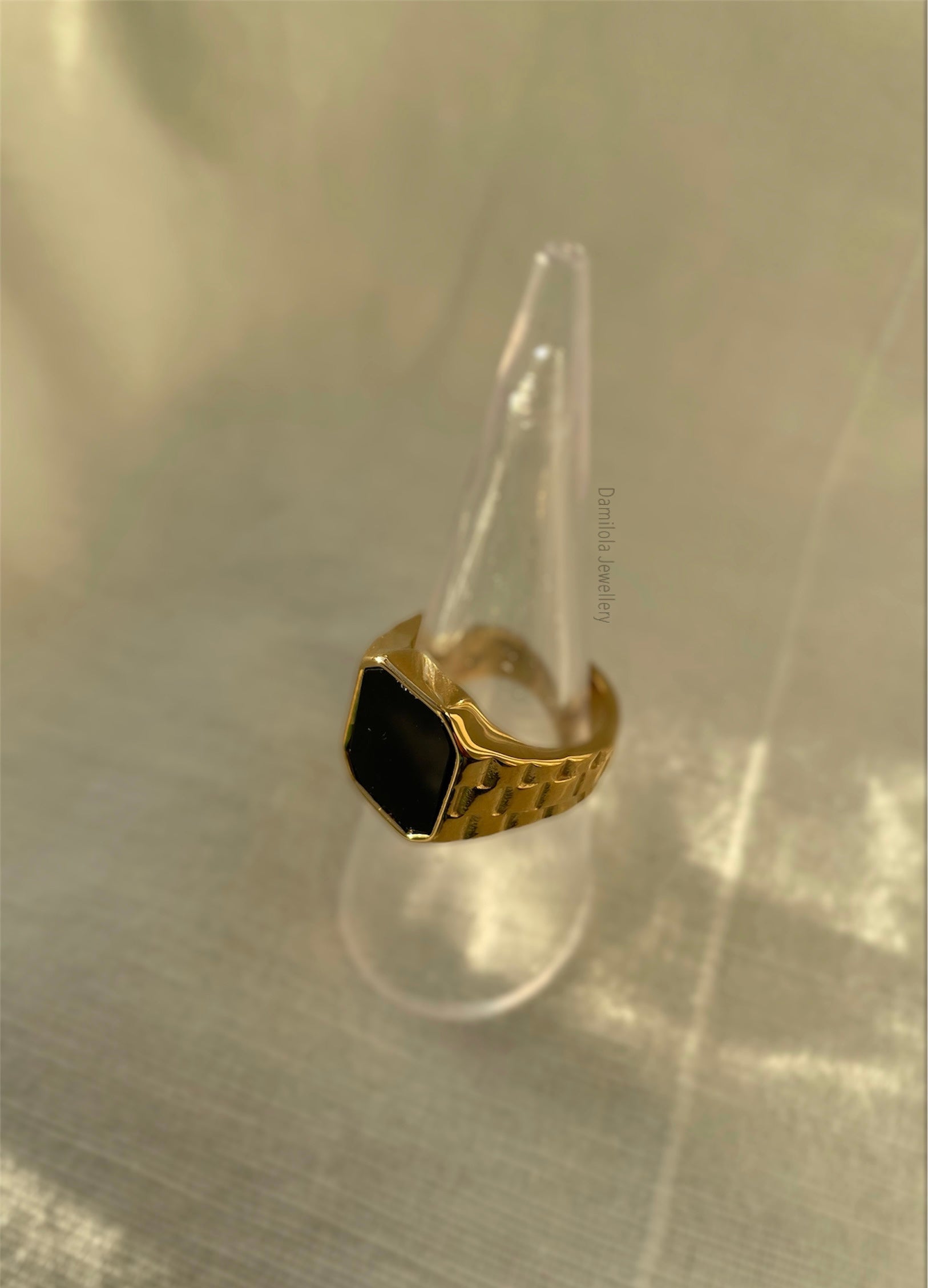 ‘Jelani’ Ring - Black/White