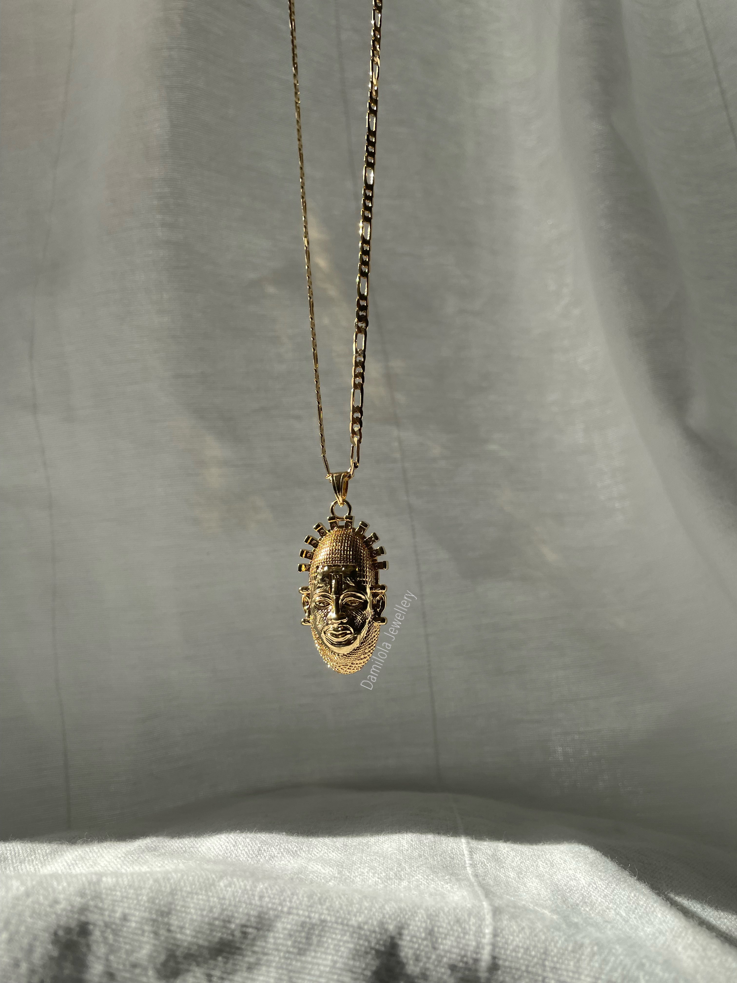 The Benin Mask - Gold/Silver/Black