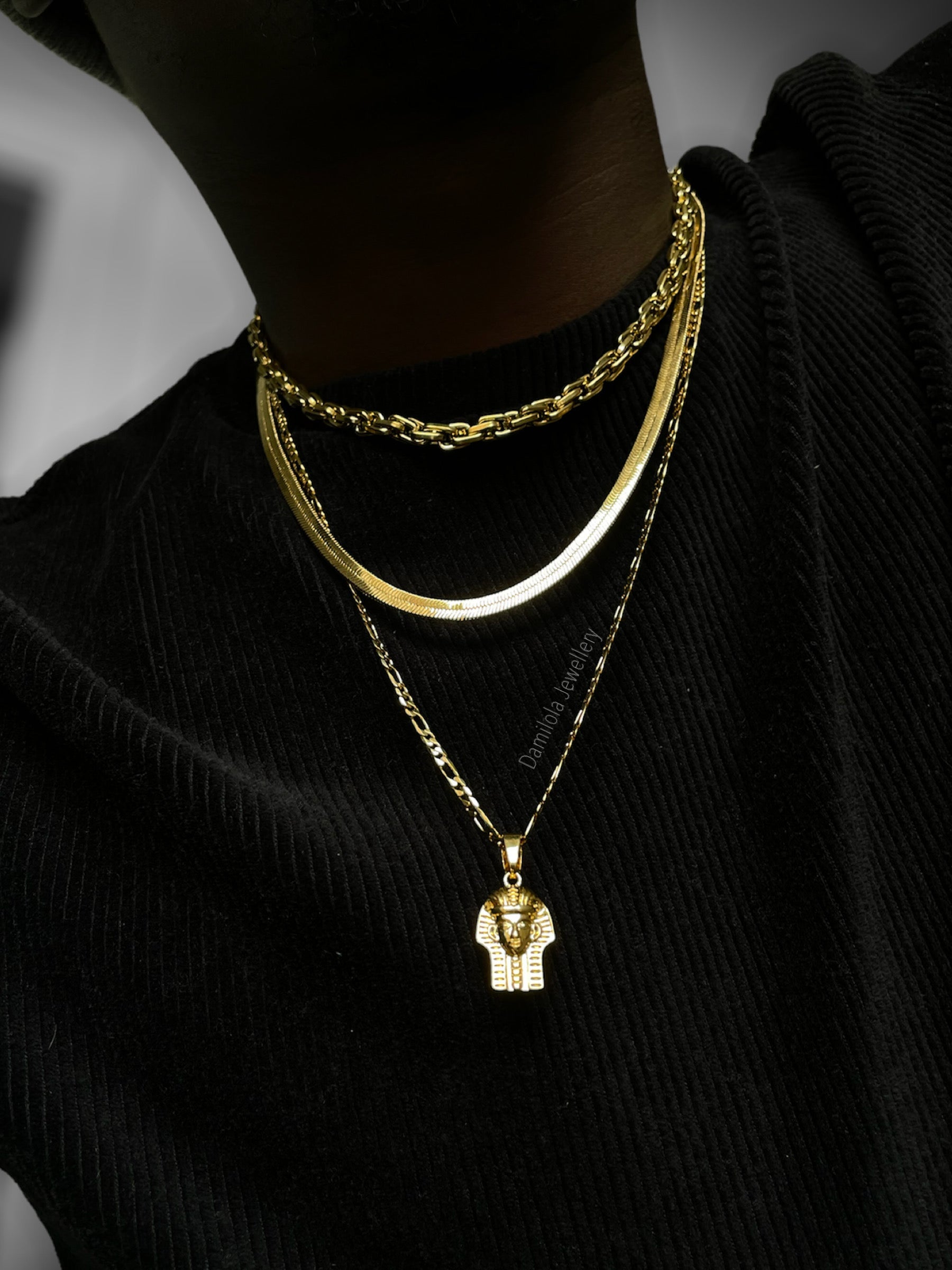 ‘Hooked’ Chunky Chain