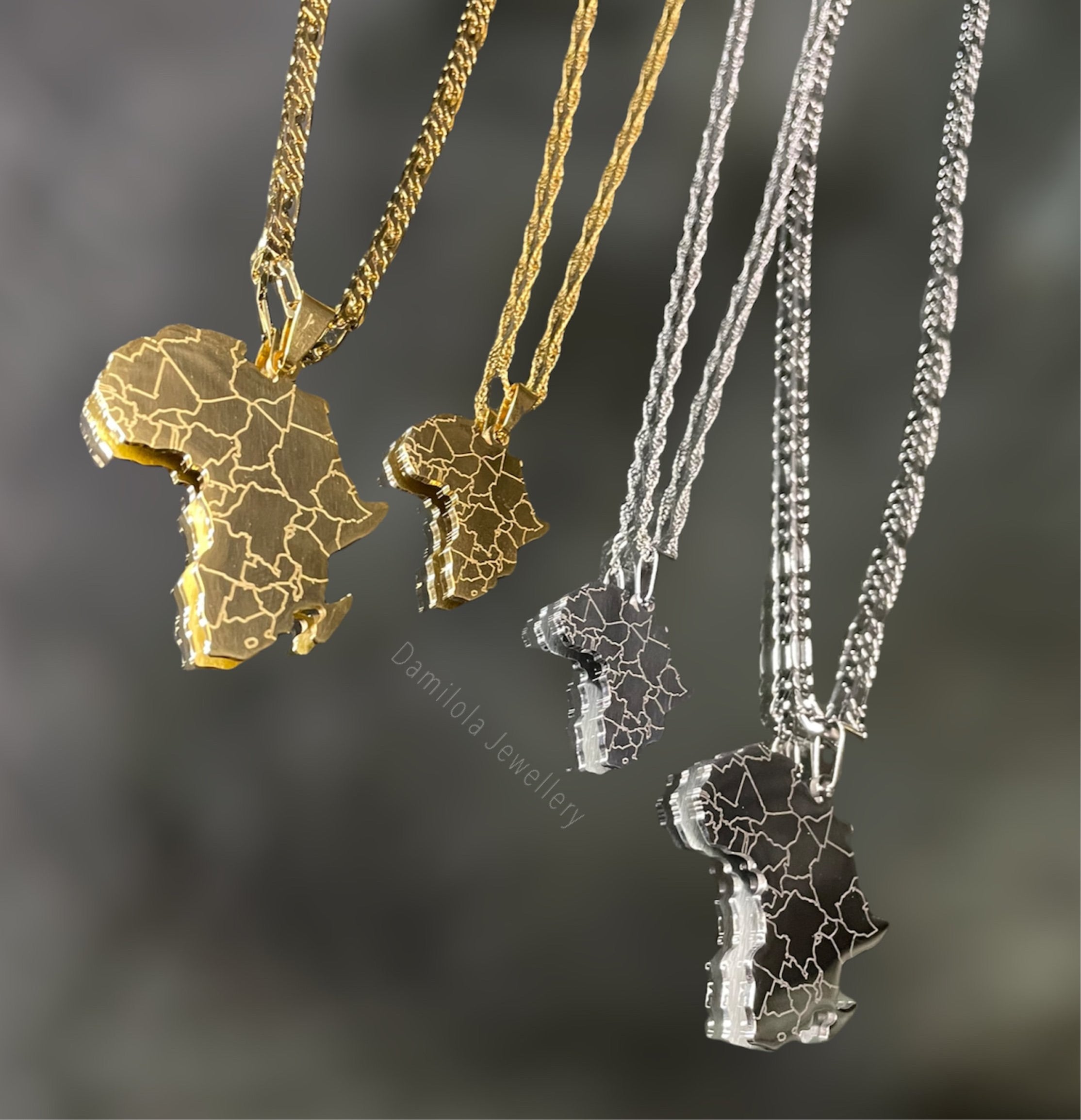Big Africa Map Necklace 'Isokan' - Gold/Silver