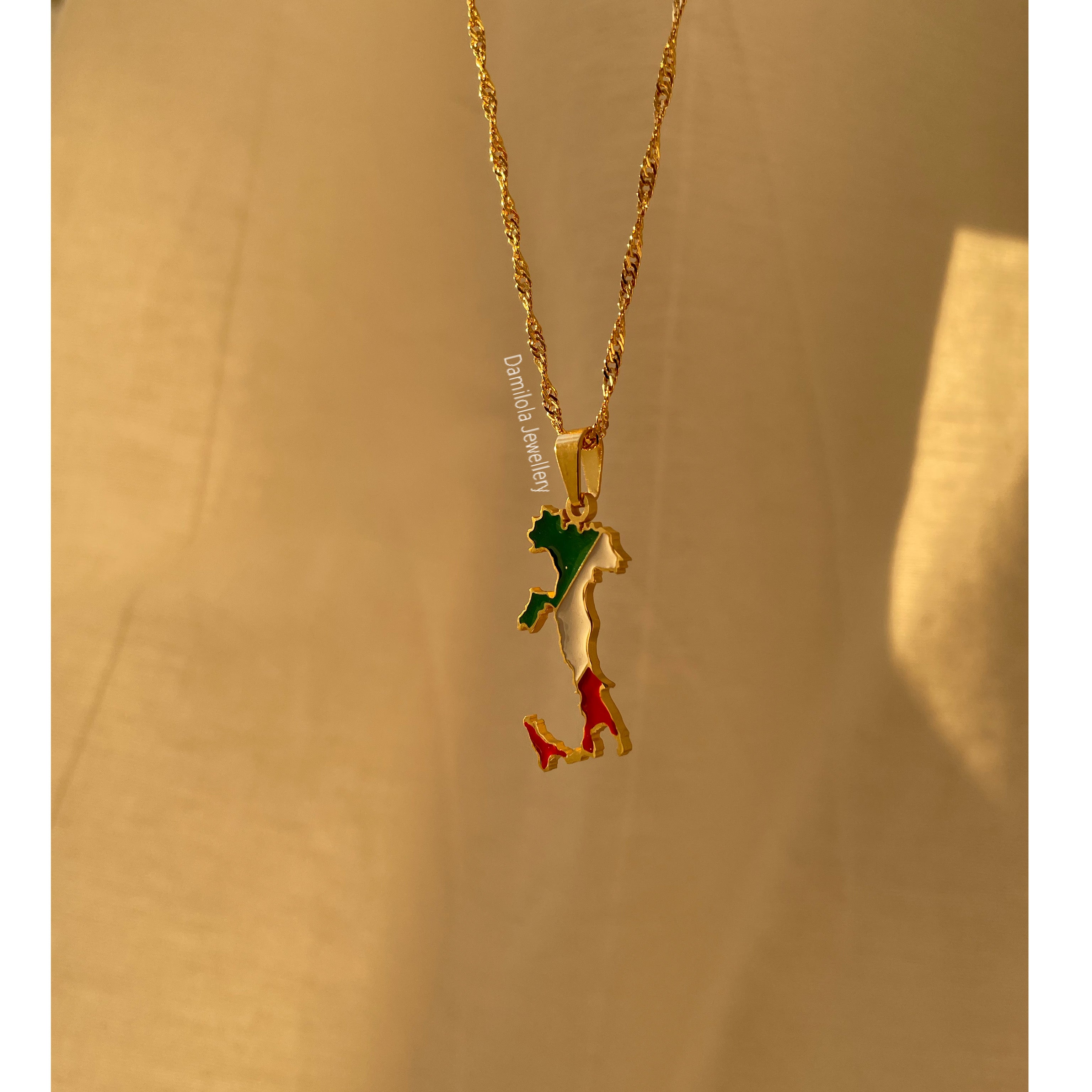 Italy Flag Necklace 🇮🇹