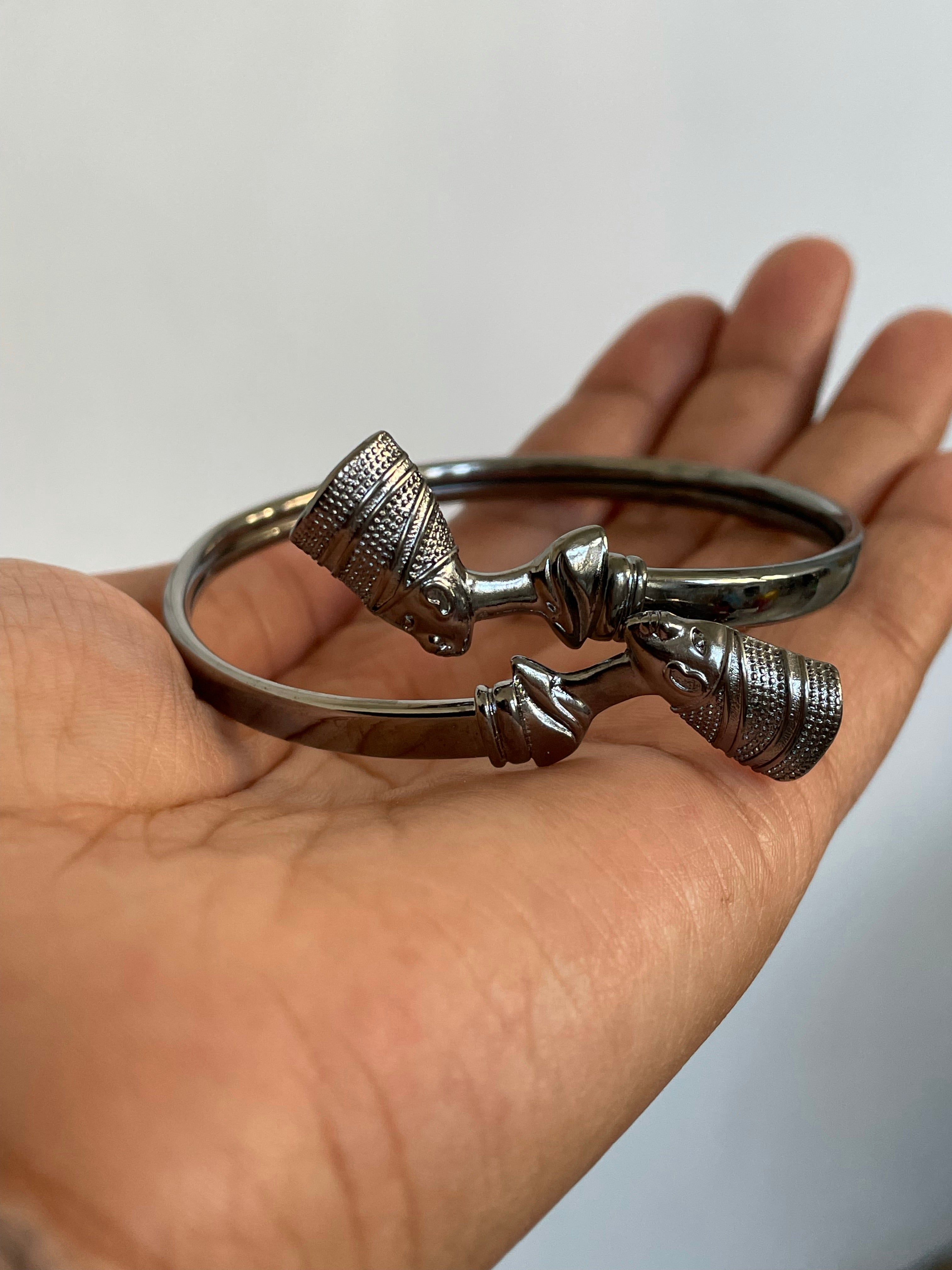 Queen Nefertiti Bangle - Gold/Silver/Black