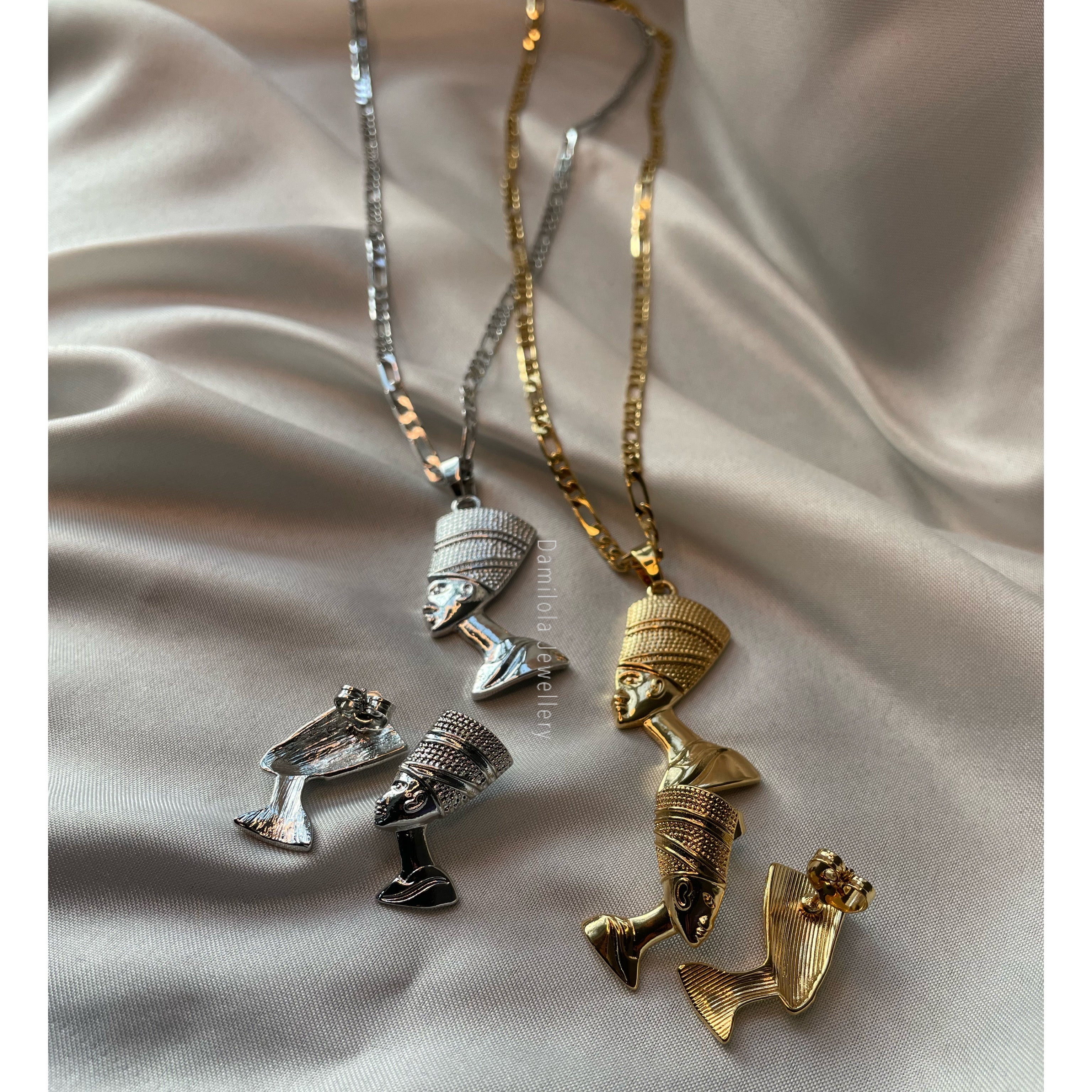 'Queen Nefertiti' - Gold/Silver