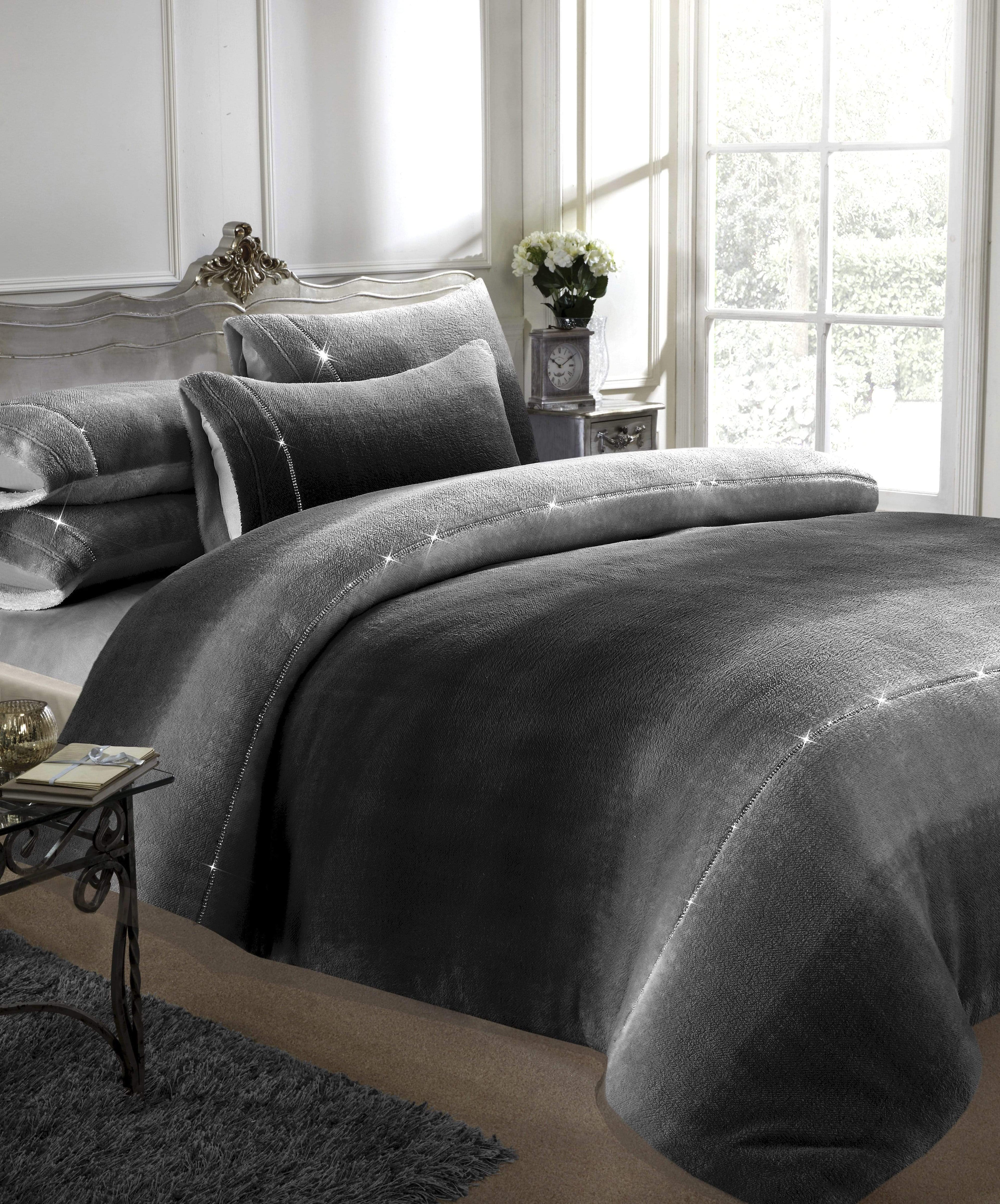Ombre Teddy Fleece Duvet Set with Diamante Detailing Luxurious Super Soft Bedding Two-Tone Design Available in Single Double King Sizes by OLIVIA ROCCO