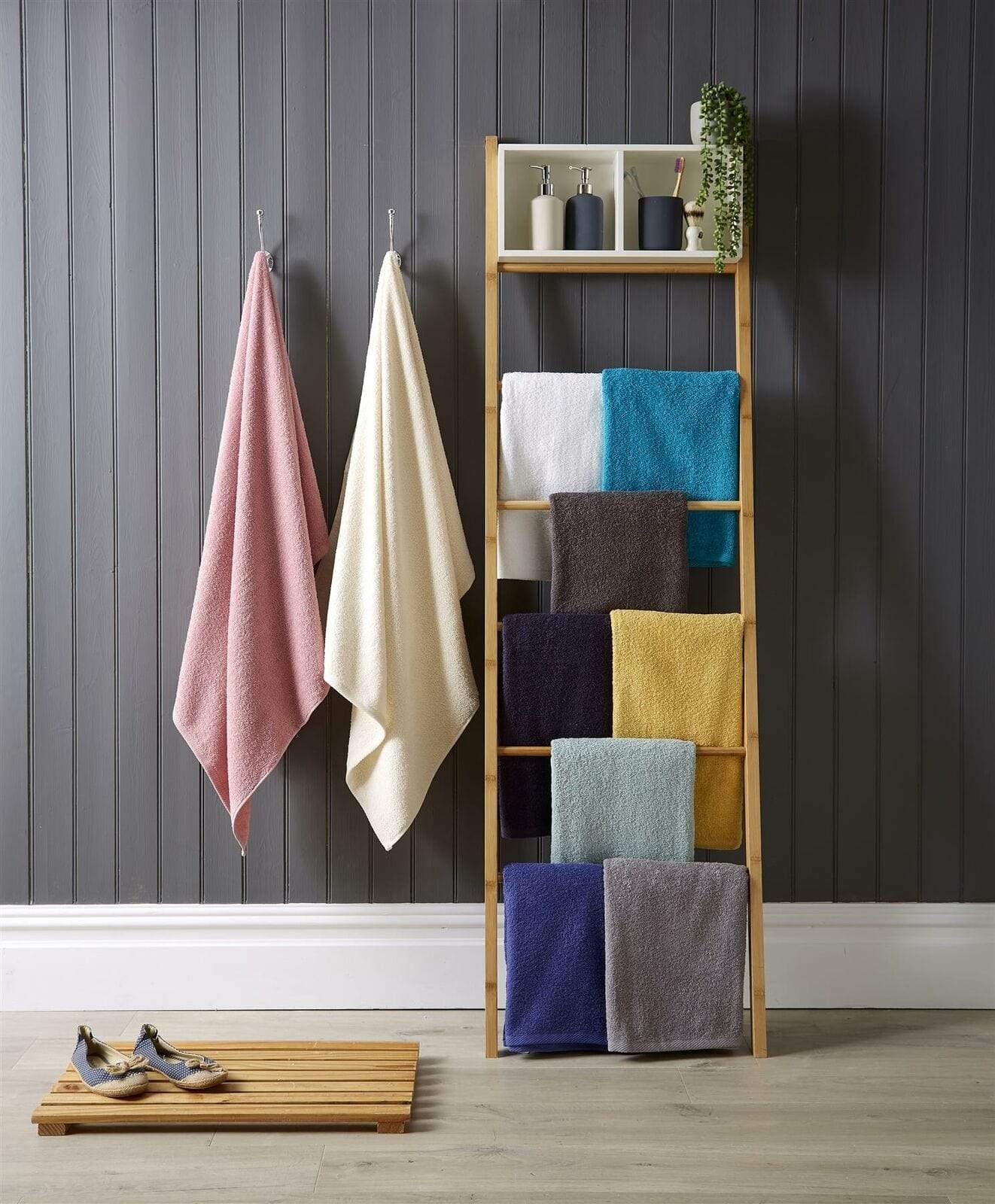 Pack of 4 Large Quick-Drying Lightweight Easycare Indus Valley Cotton Bath Sheets 80x140cm for Home Travel Gym Holidays Multiple Colours by OLIVIA ROCCO