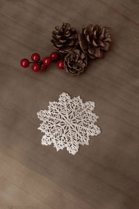 6pc Set Gold Vinyl Snowflake Placemat and Coasters
