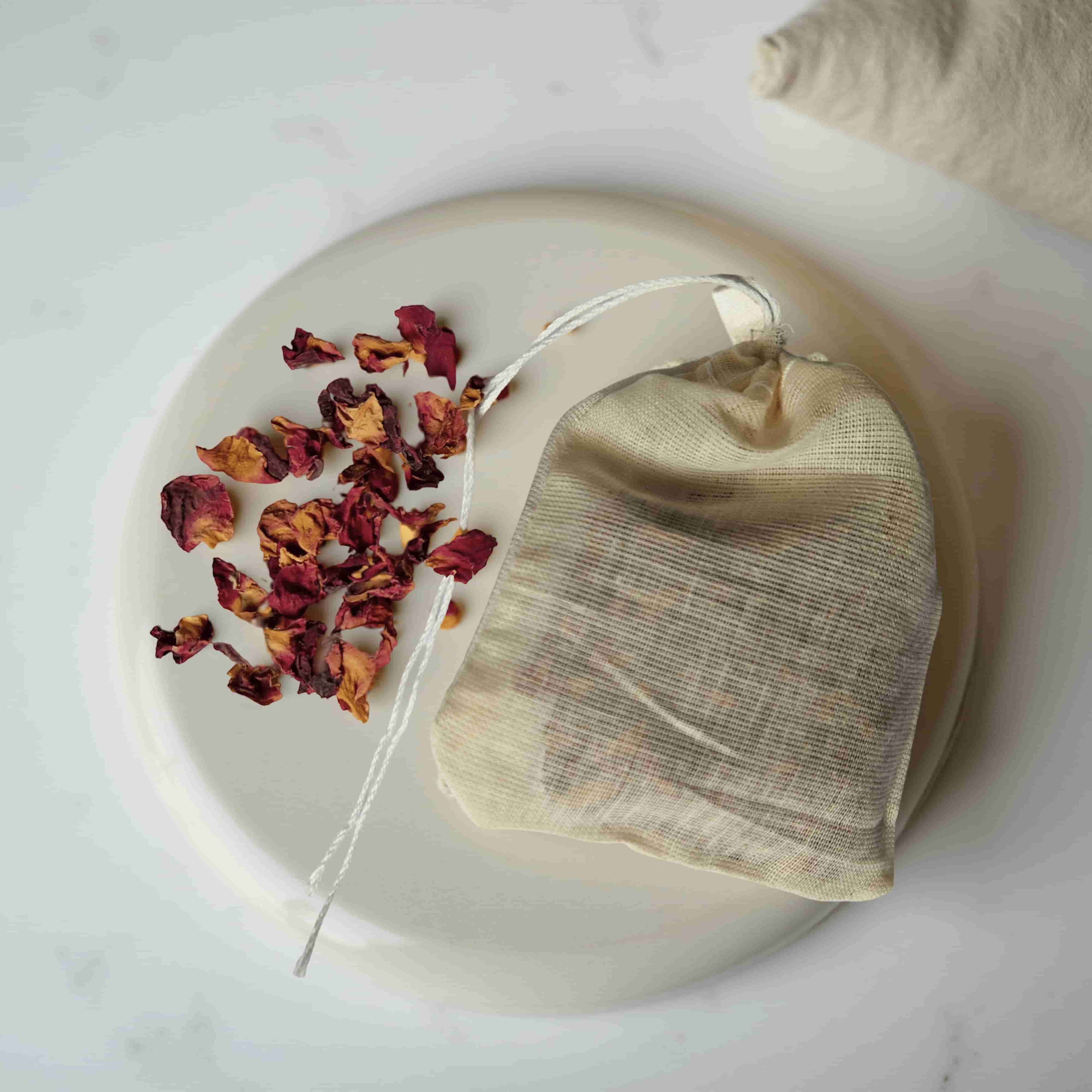 Smoky Rose Wardrobe Sachet with Mineral Salts - Natural Scent Diffuser