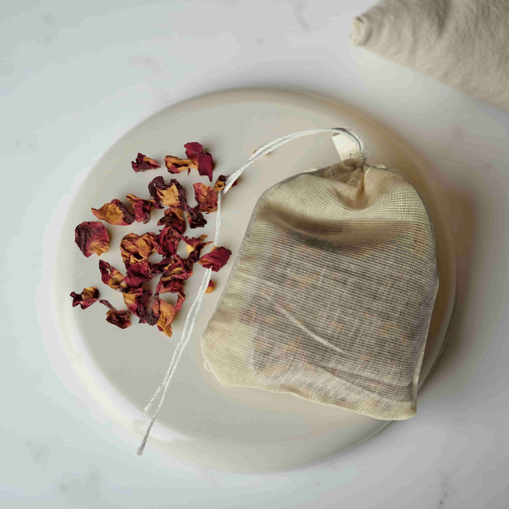 Smoky Rose Wardrobe Sachet with Mineral Salts - Natural Scent Diffuser
