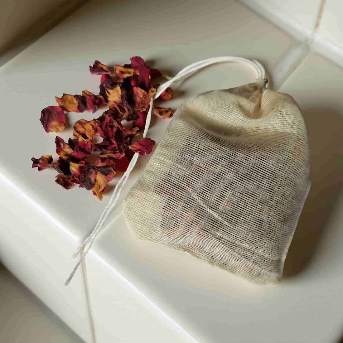 Smoky Rose Wardrobe Sachet with Mineral Salts - Natural Scent Diffuser