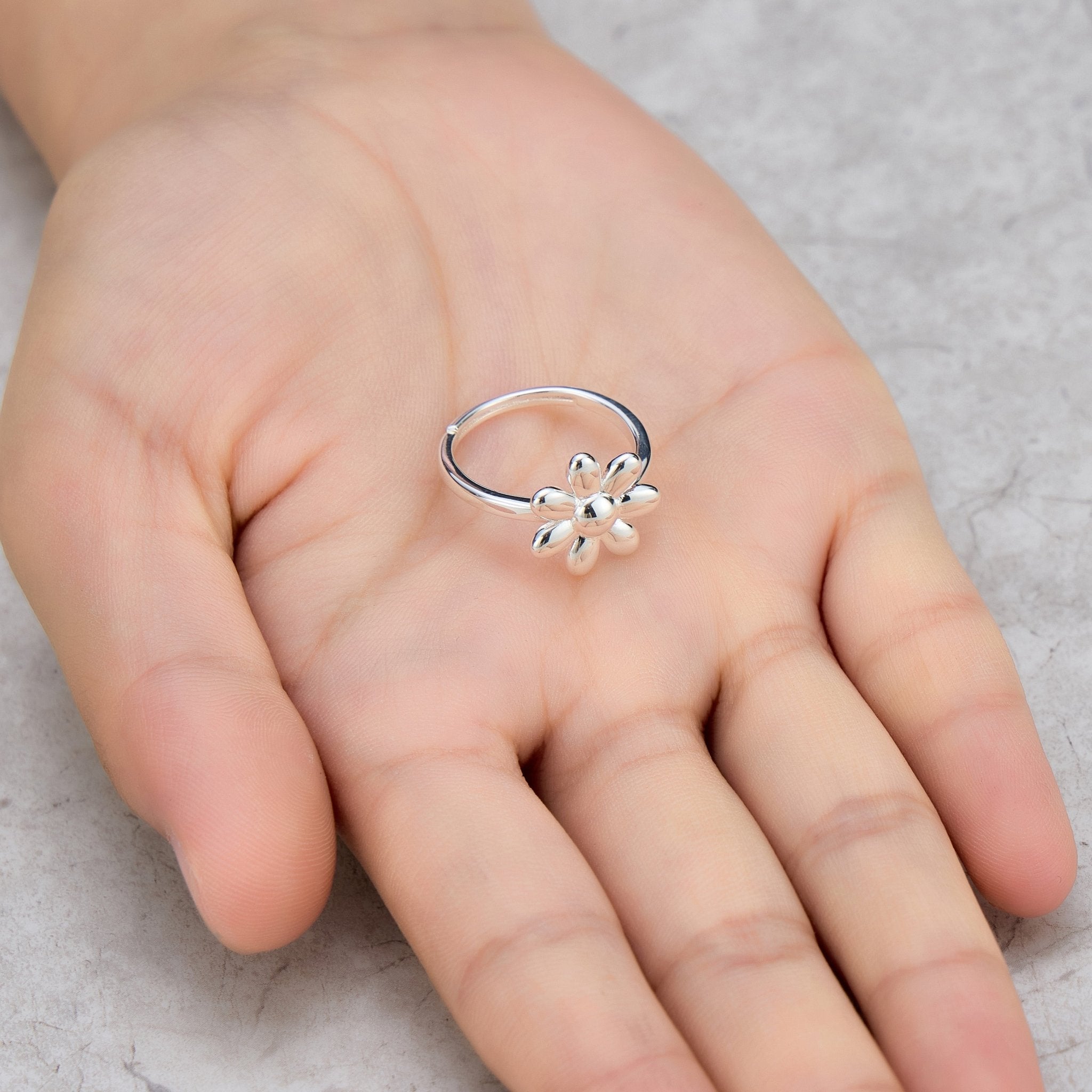 Silver Plated Adjustable Daisy Ring