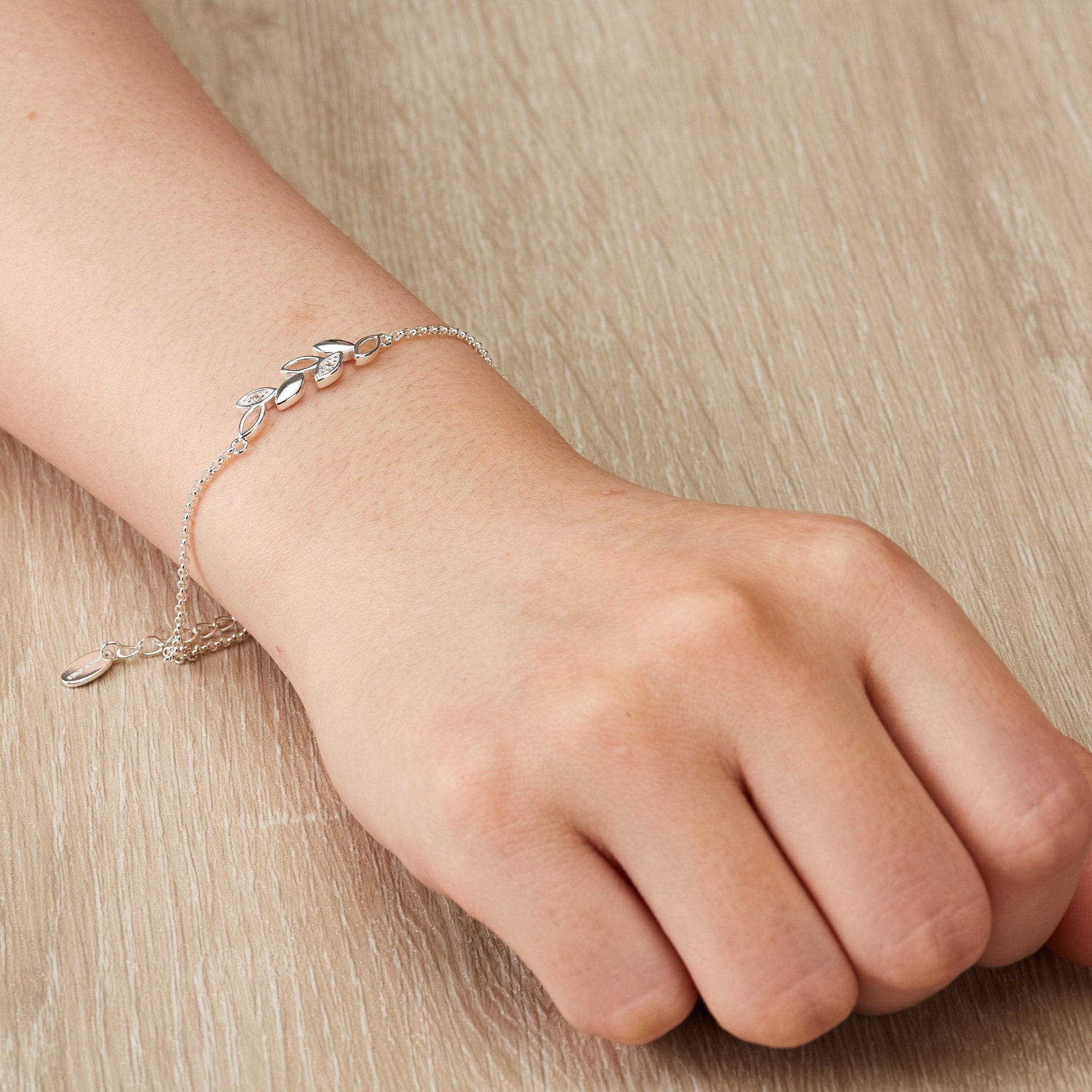 Silver Plated Leaf Chain Bracelet Created with Zircondia® Crystals