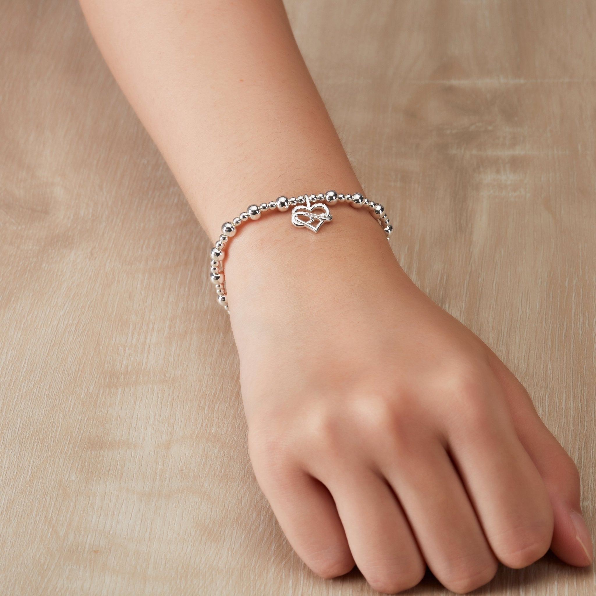 Silver Plated True Friendship Quote Stretch Bracelet with Gift Box