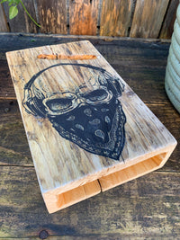 Skull Spruce Acoustic Speaker for Smart Phones