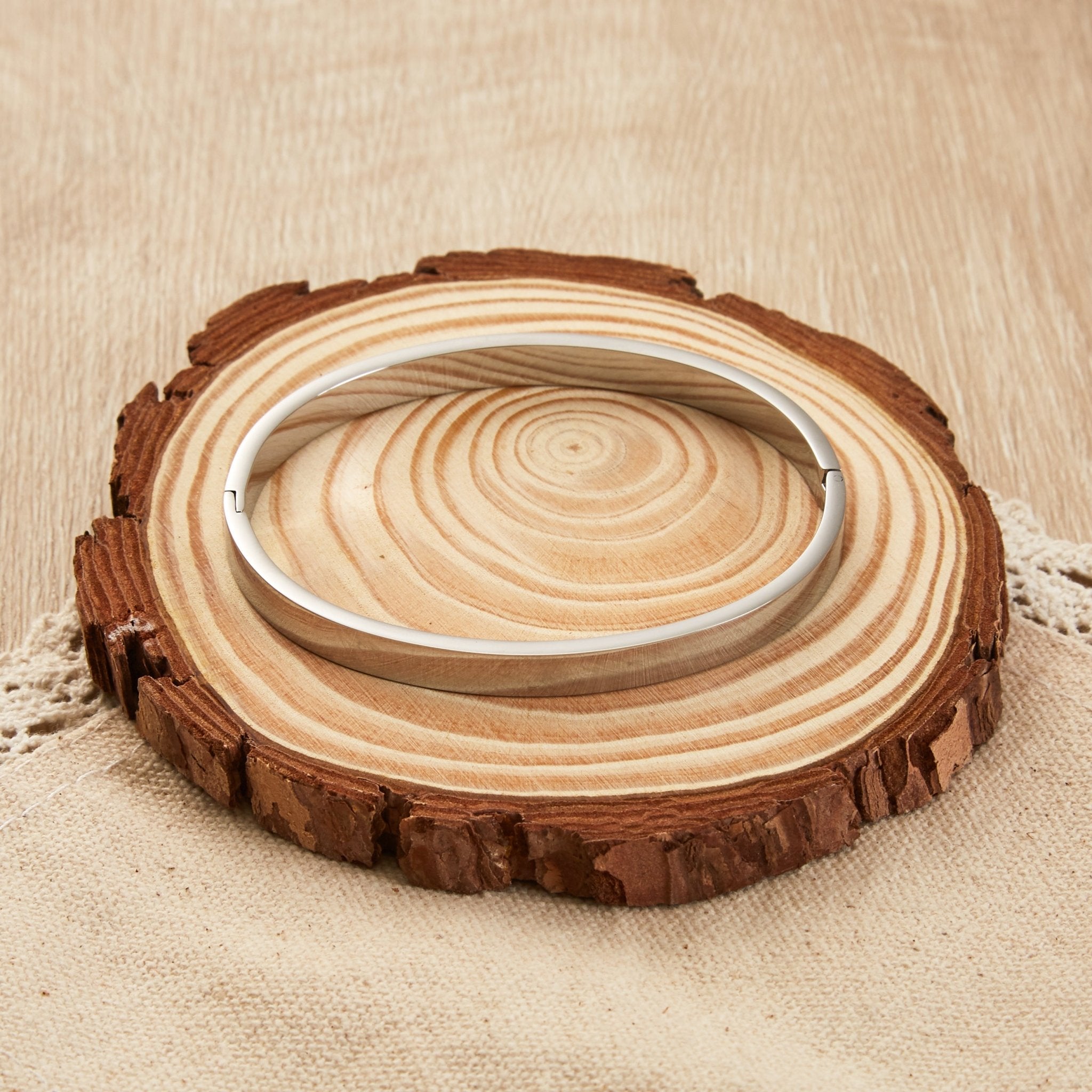 Stainless Steel Polished Bangle (7 Inch)