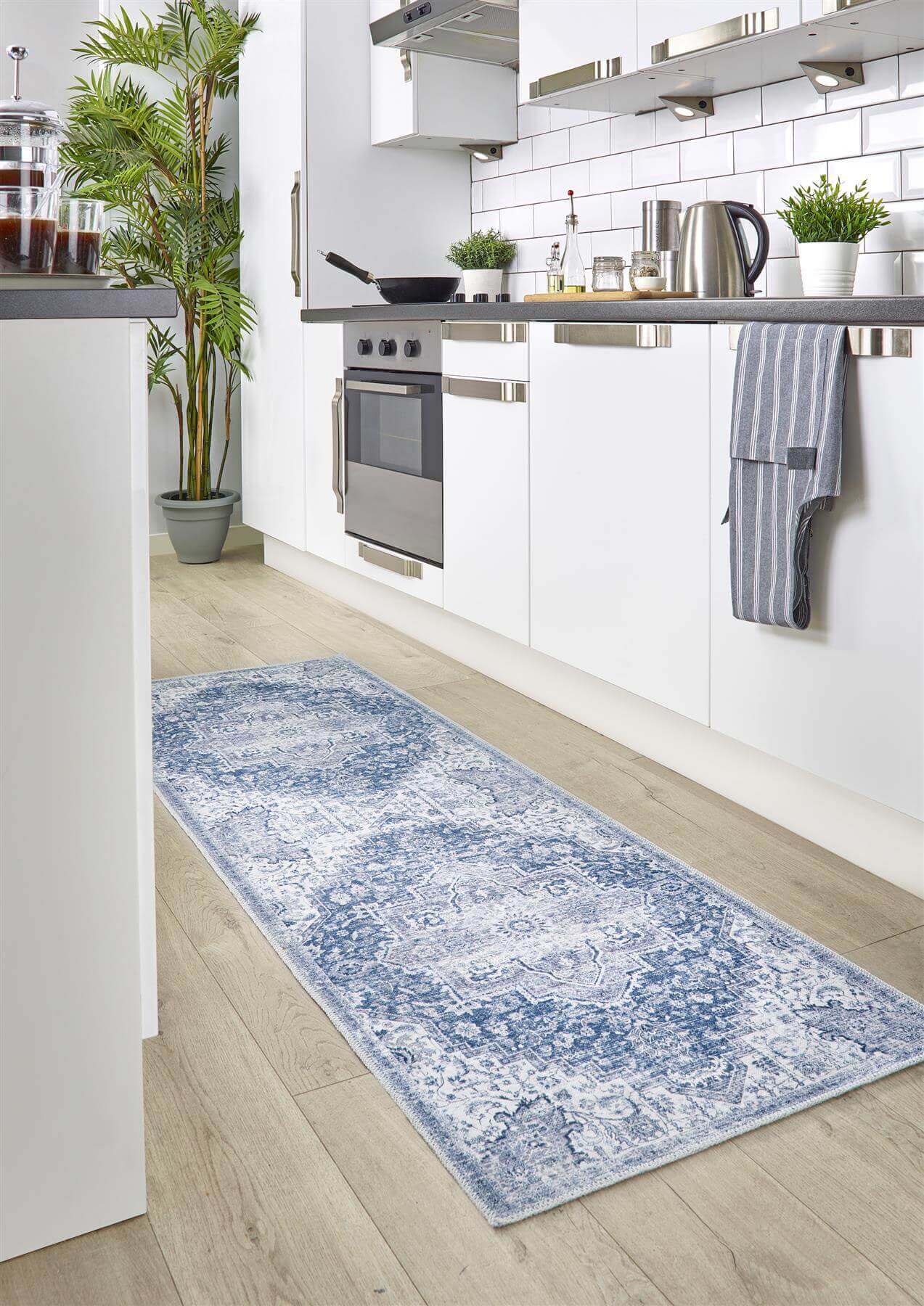 Eterna Blue Washable Rug – Vintage Charm Meets Modern Durability