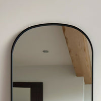 Yōko Black Metal Gentle Arch Mirror – 150cm x 60cm Stylish Reflection